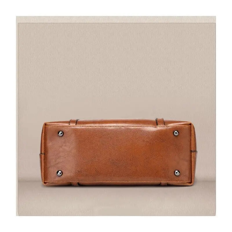oil rubbed Leather Tote