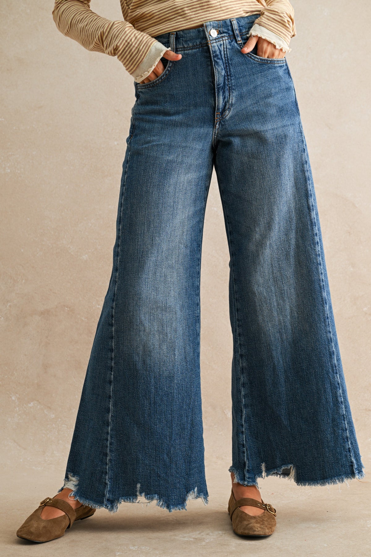 Vintage Washed Raw Hem Wide Leg Denim Jeans PREORDER 11/20