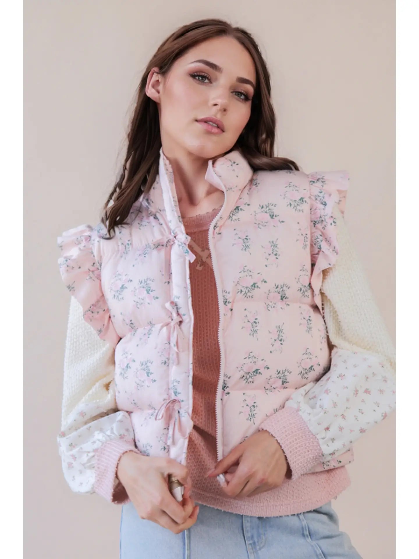 Short Ruffled Puffer Vest 3 colors