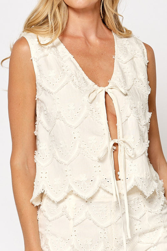 front Tie Eyelit Vest