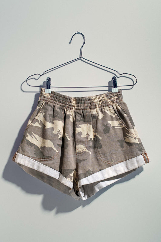 Cuffed Camo Short