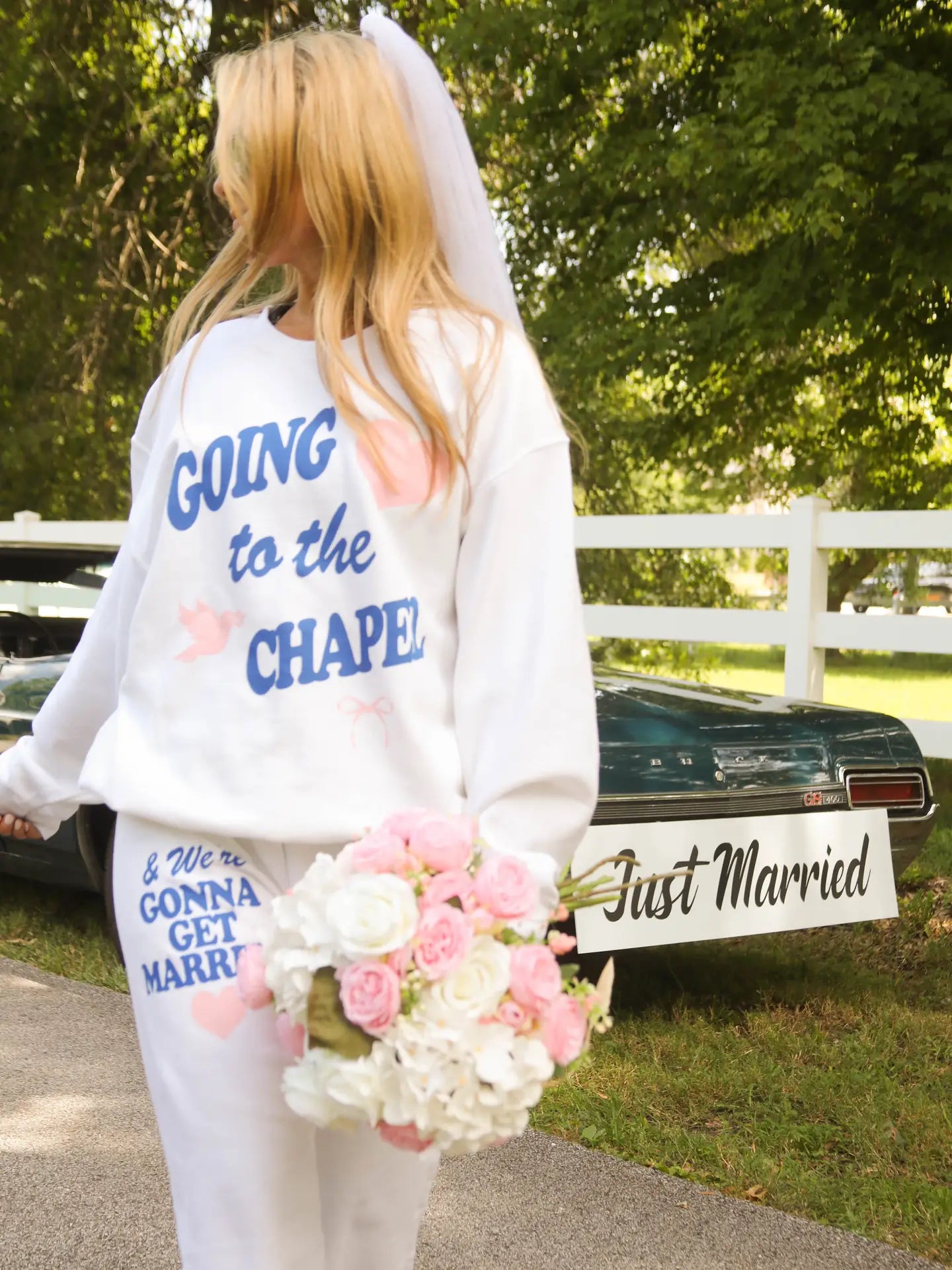 Going to the chapel Sweatshirt and Sweat pant Set
