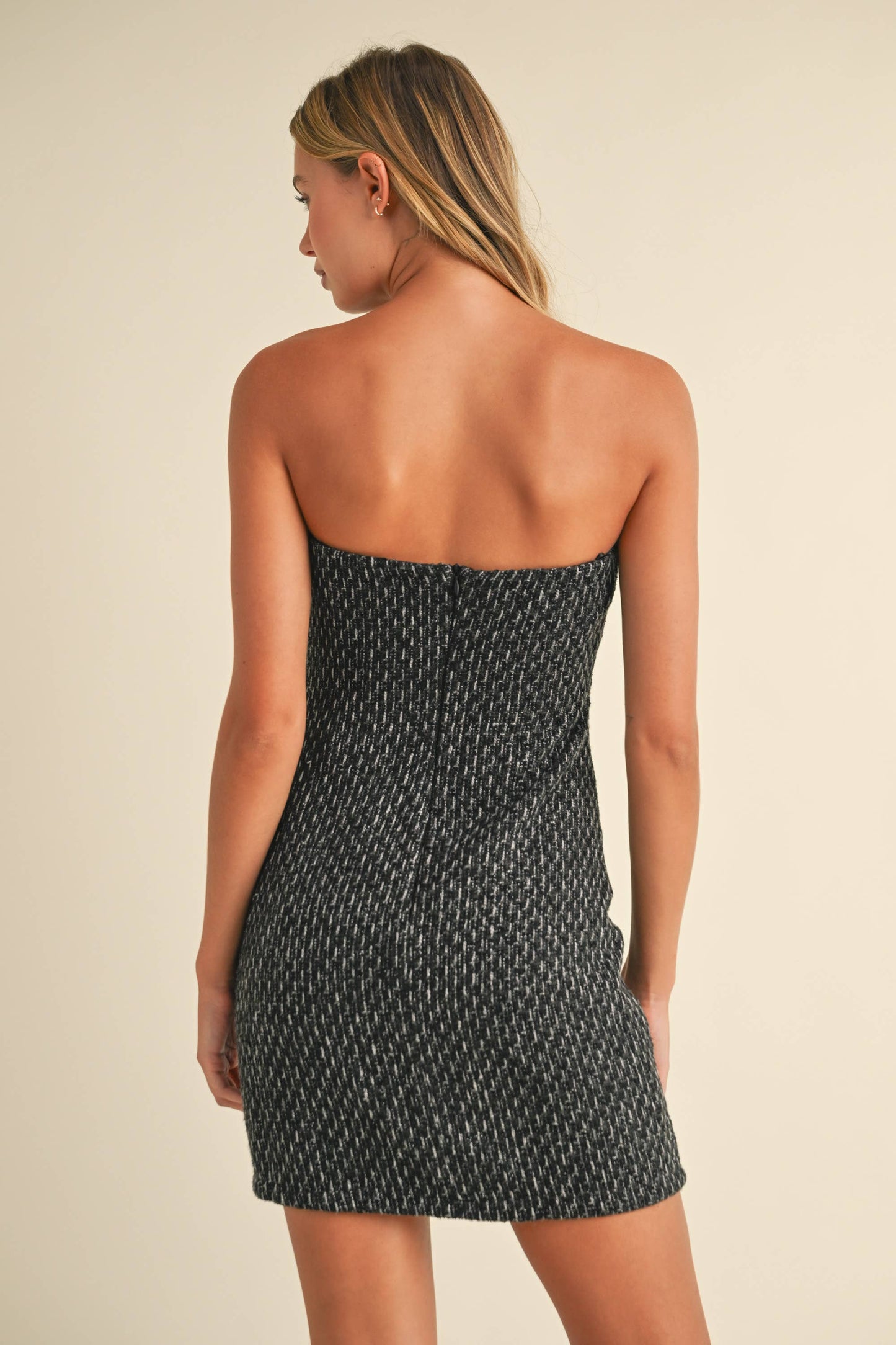 ID8721-B  TWEED STRAPLESS FRONT BOW MINI DRESS