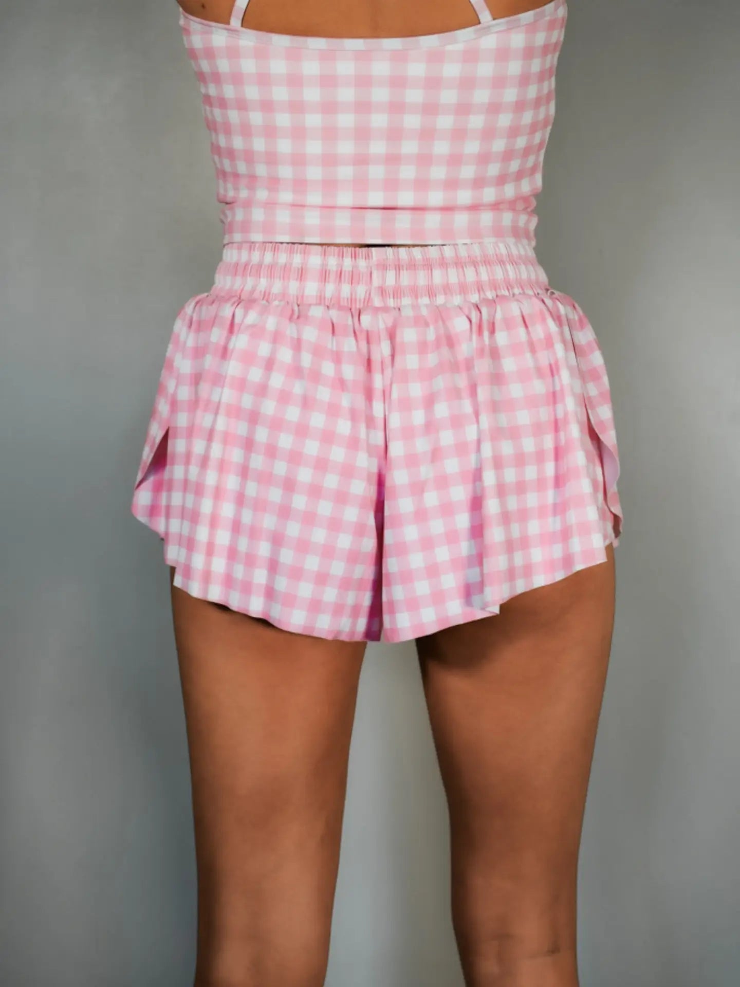 Flutter Away Gingham Shorts - Pink