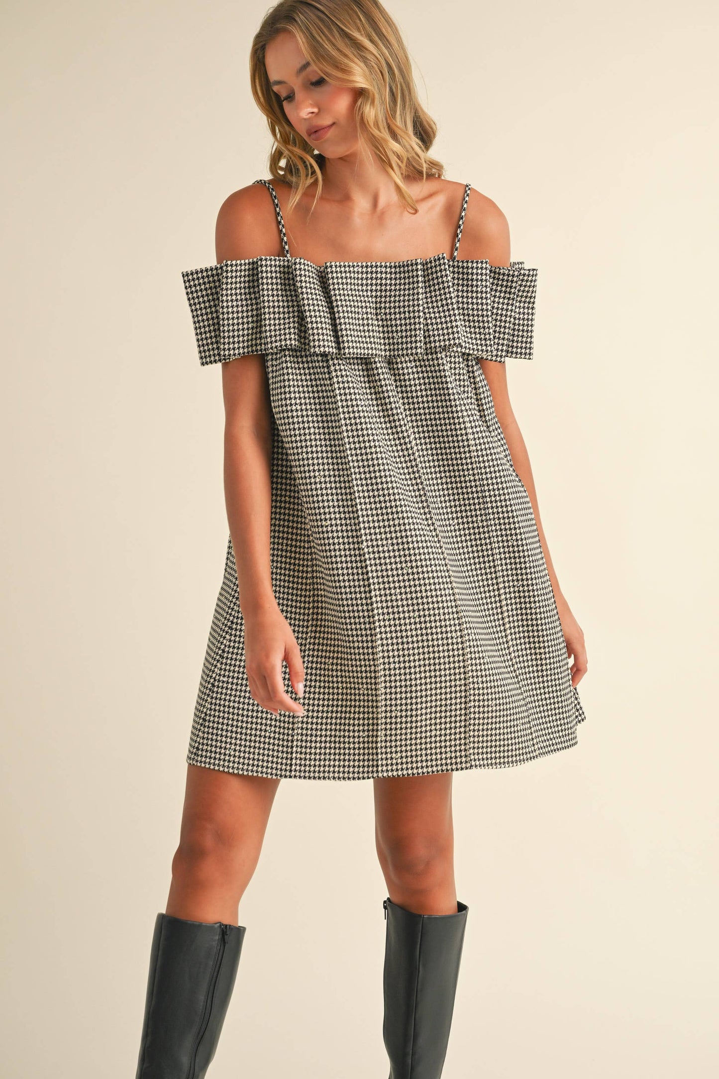 ID8571 SEQUINS HOUNDSTOOTH PLEATED OFF SHOULDER DRESS