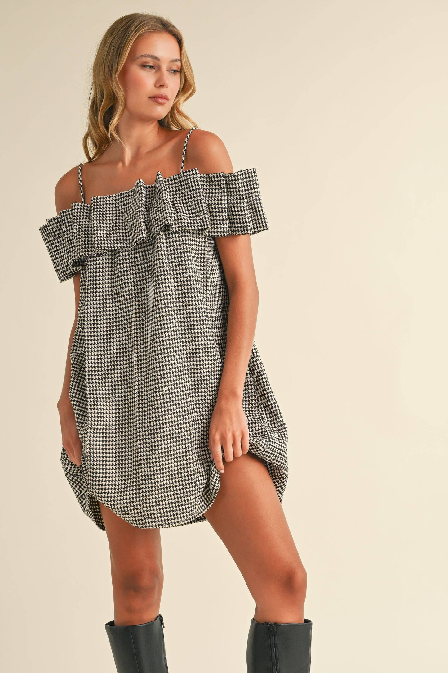 ID8571 SEQUINS HOUNDSTOOTH PLEATED OFF SHOULDER DRESS