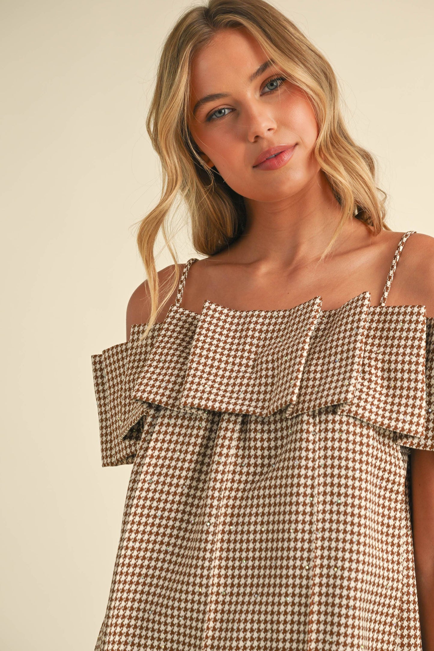 ID8571 SEQUINS HOUNDSTOOTH PLEATED OFF SHOULDER DRESS